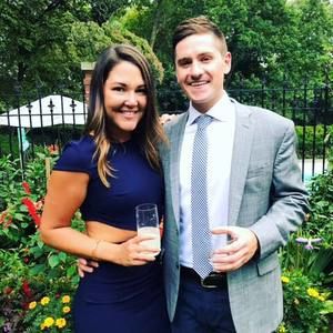 Meet your Posher, Cara